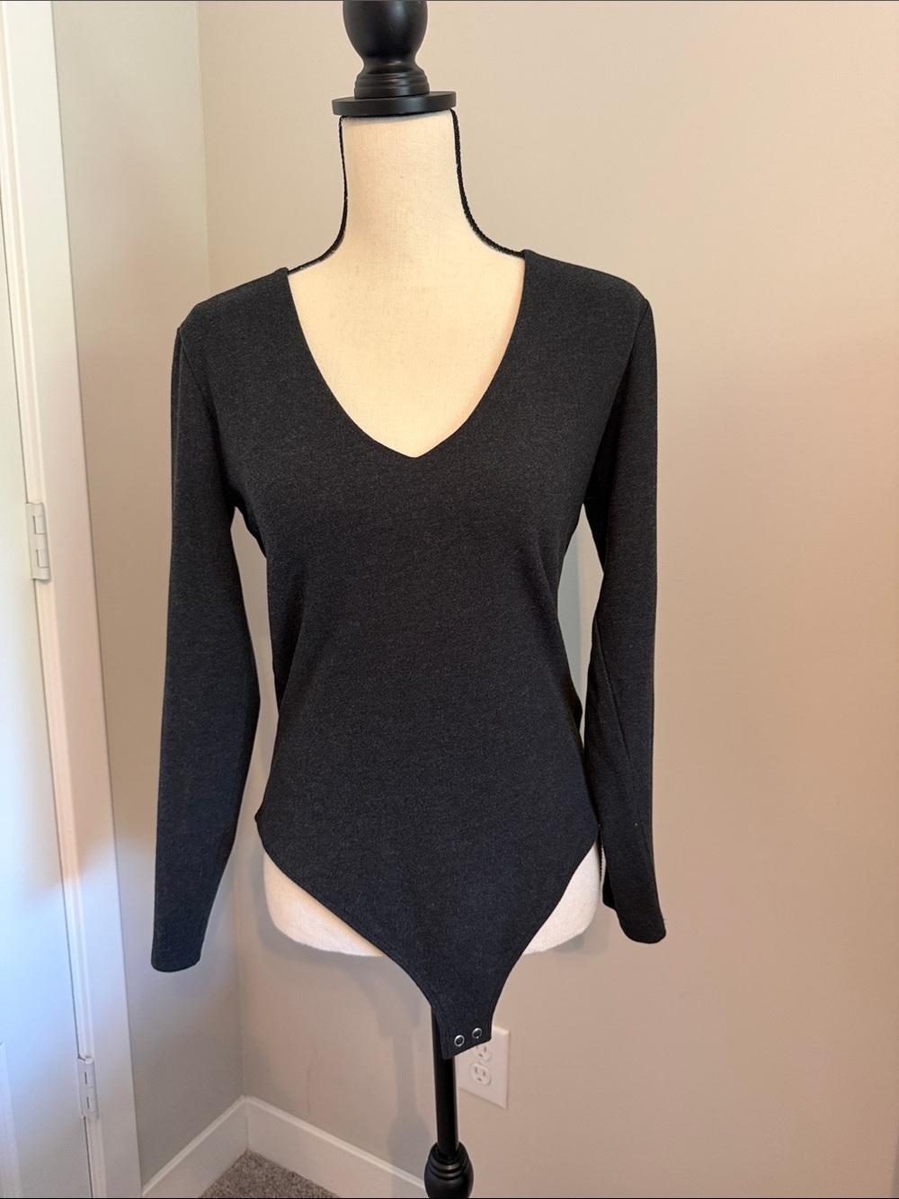 Express Black V-Neck Body Contour, Long Sleeve Bodysuit